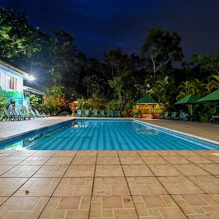 Lands In Love Hotel And Resort Colonia Palmarena Exterior photo