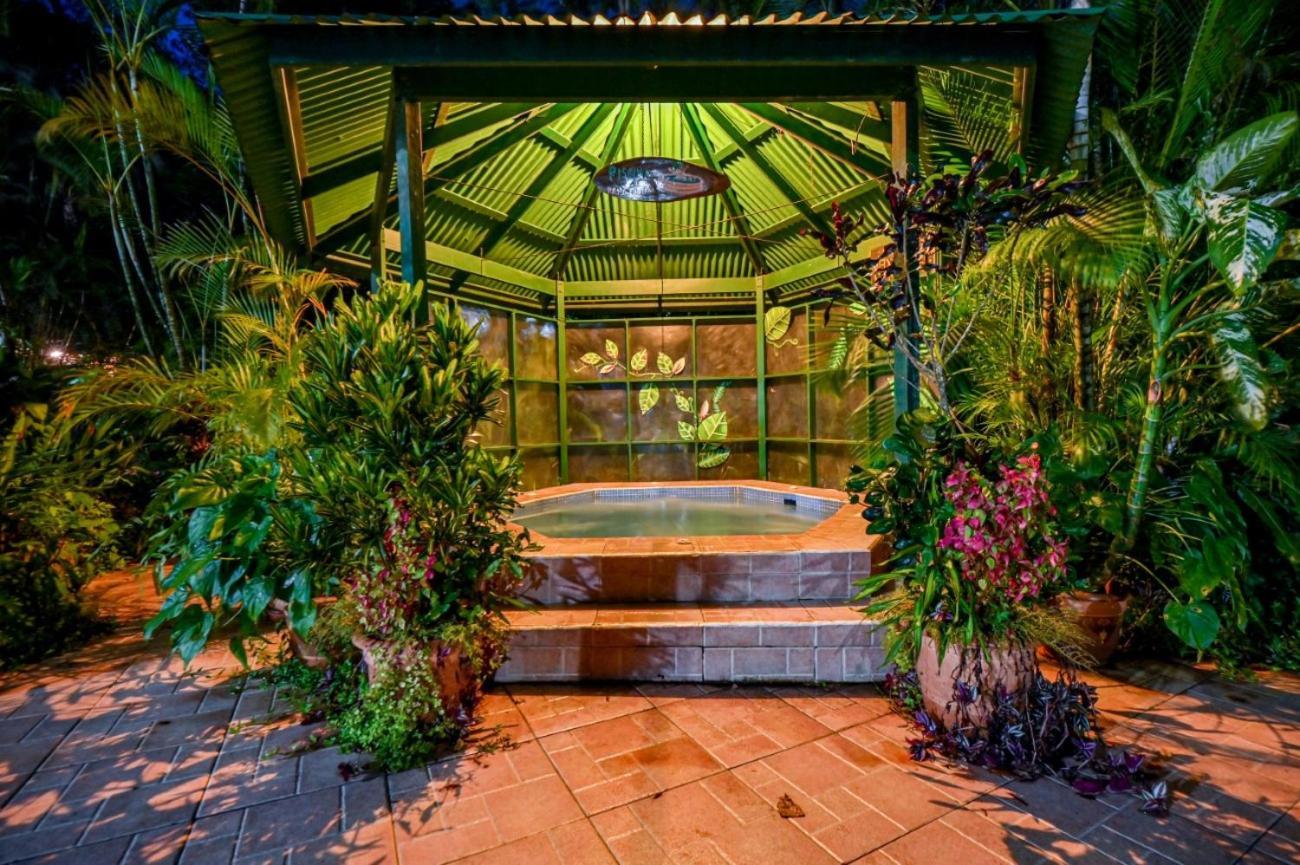 Lands In Love Hotel And Resort Colonia Palmarena Exterior photo